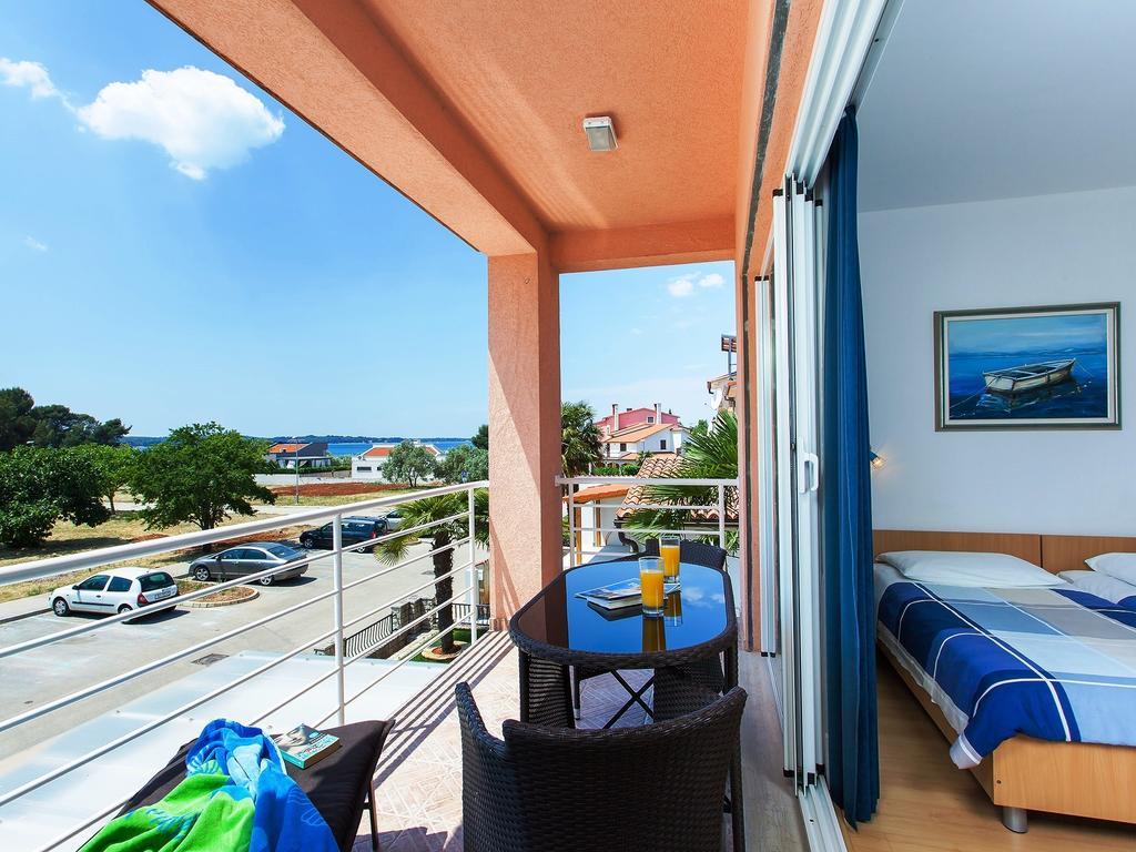 Apartments Villa Brioni I Fažana Zimmer foto